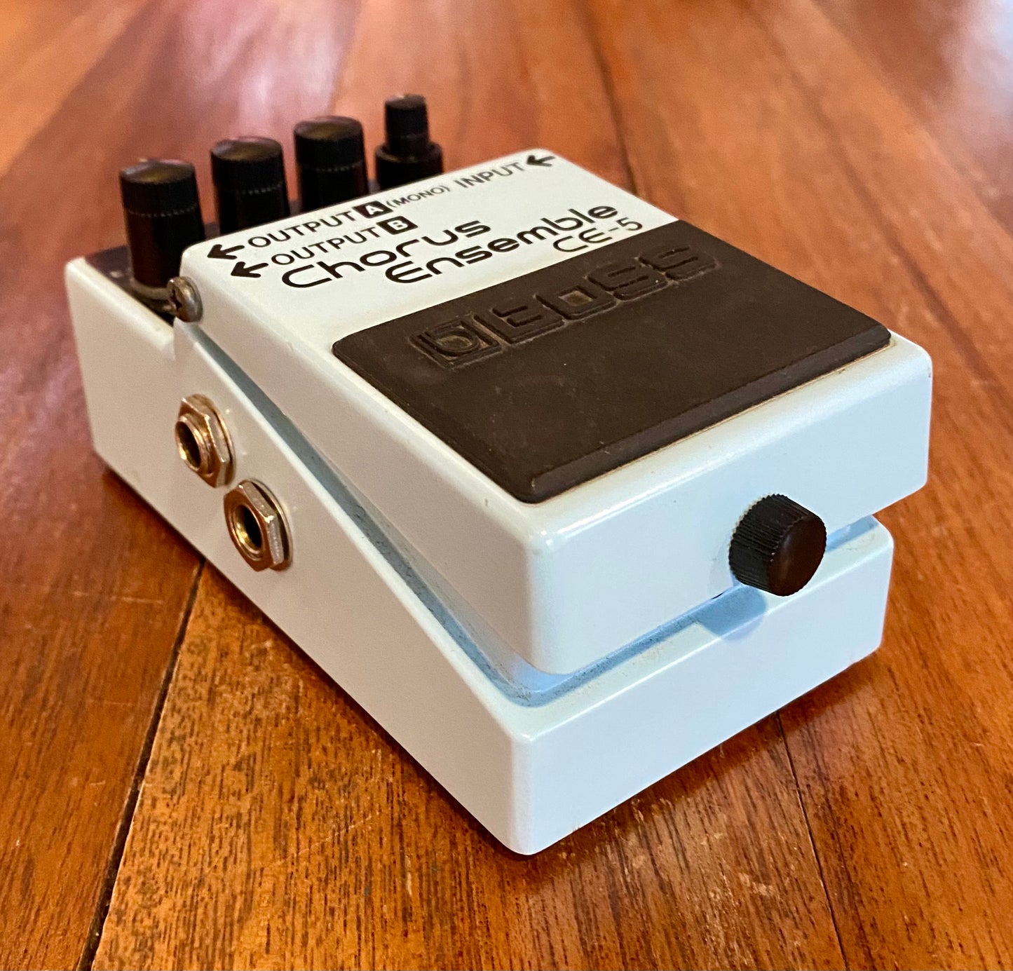 BOSS CE-5 Stereo Chorus Effects Pedal - Used