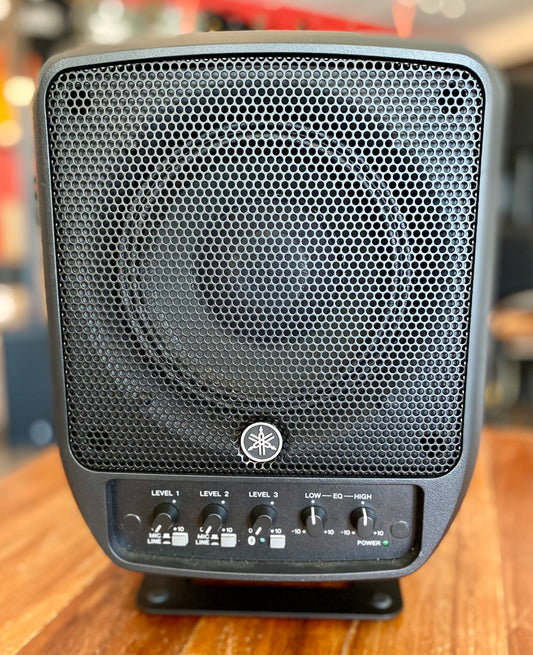 YAMAHA STAGEPAS100 PORTABLE 100 Watt PA SYSTEM with STP-100 Bag - Used