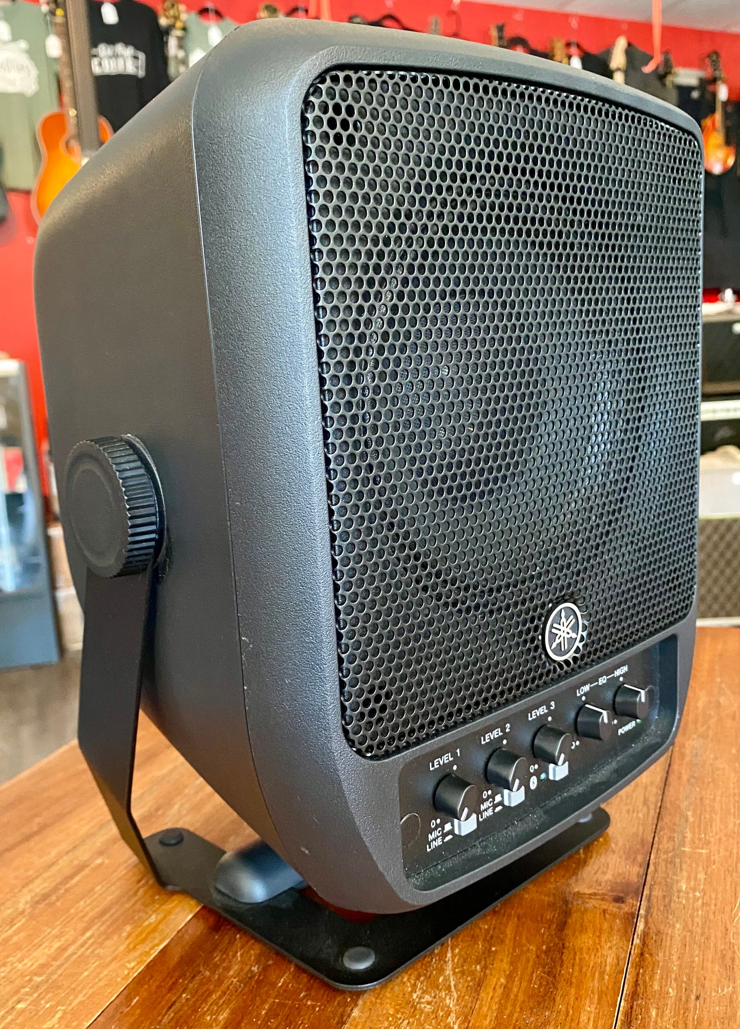 YAMAHA STAGEPAS100 PORTABLE 100 Watt PA SYSTEM with STP-100 Bag - Used