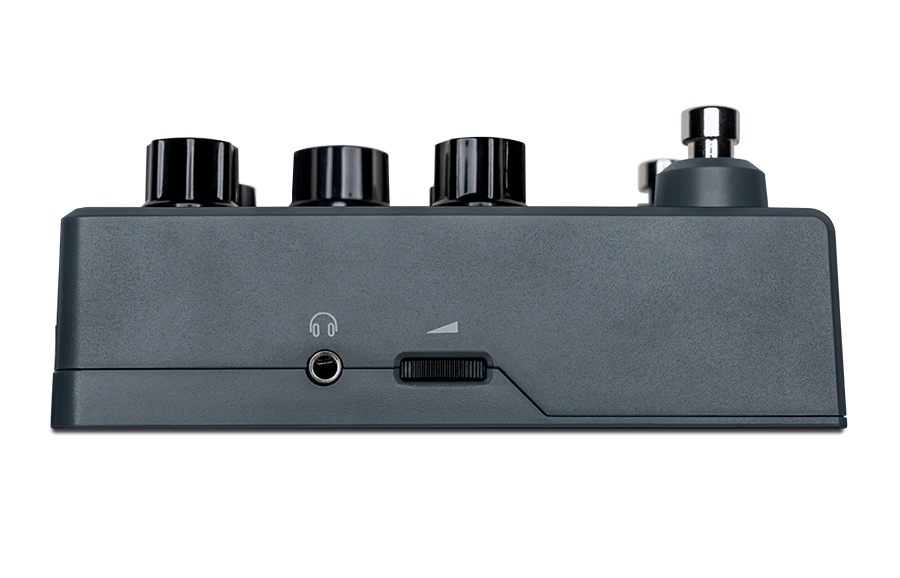 Line 6 Pod Express Bass - Ultra-Portable Amp and Effects Processor