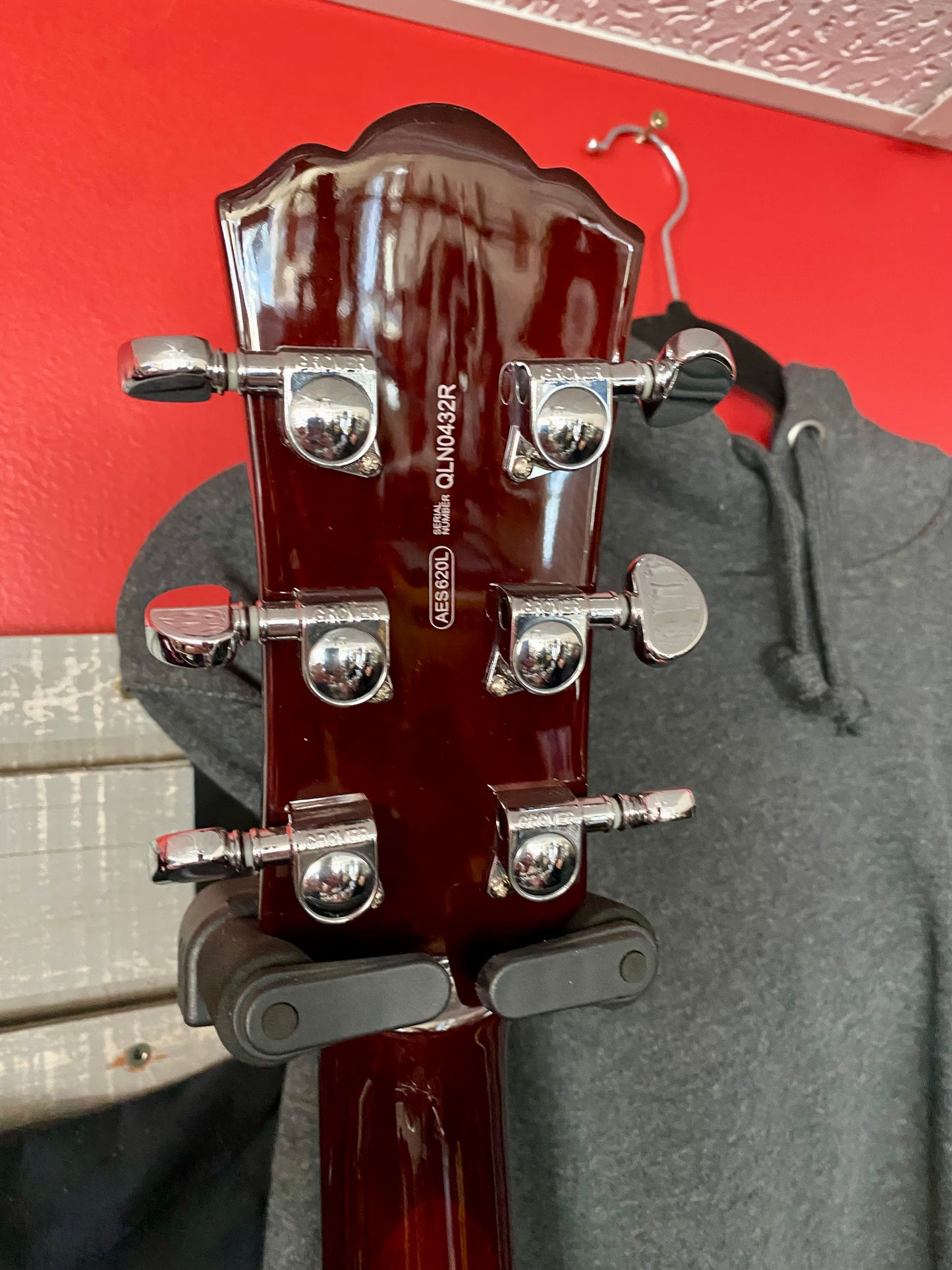 Yamaha AES620L Electric Guitar - Left Handed - Used Consignment