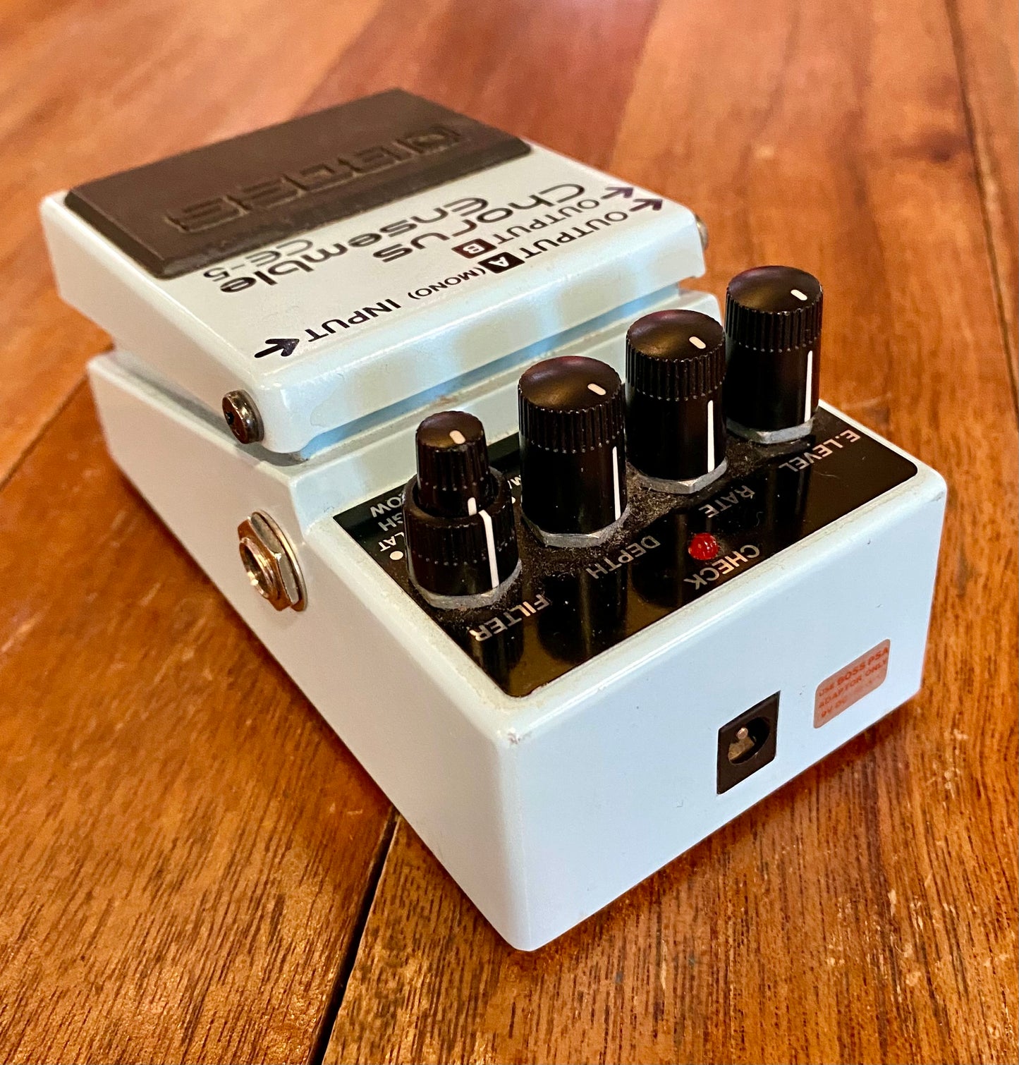 BOSS CE-5 Stereo Chorus Effects Pedal - Used