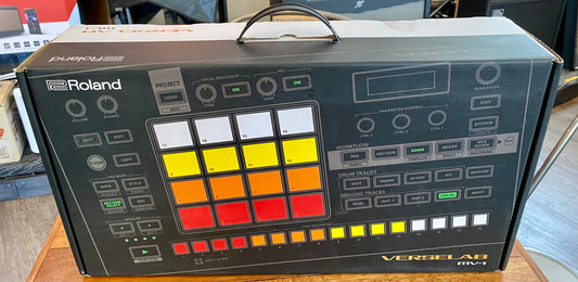 Roland Verselab MV-1 Song Production Studio