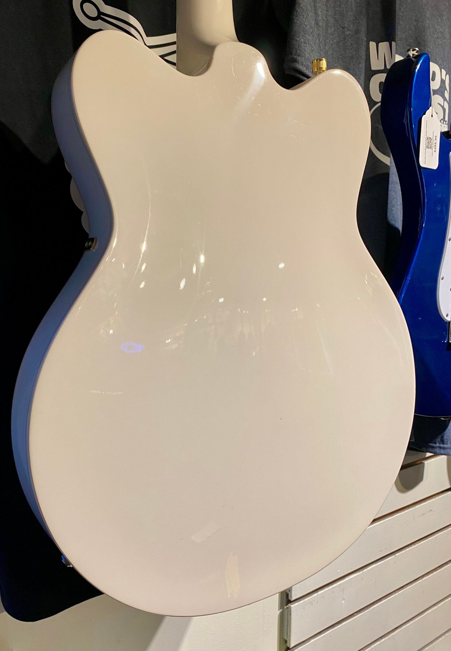 Used Gretsch G5422T Electromatic Hollow Body Guitar - White