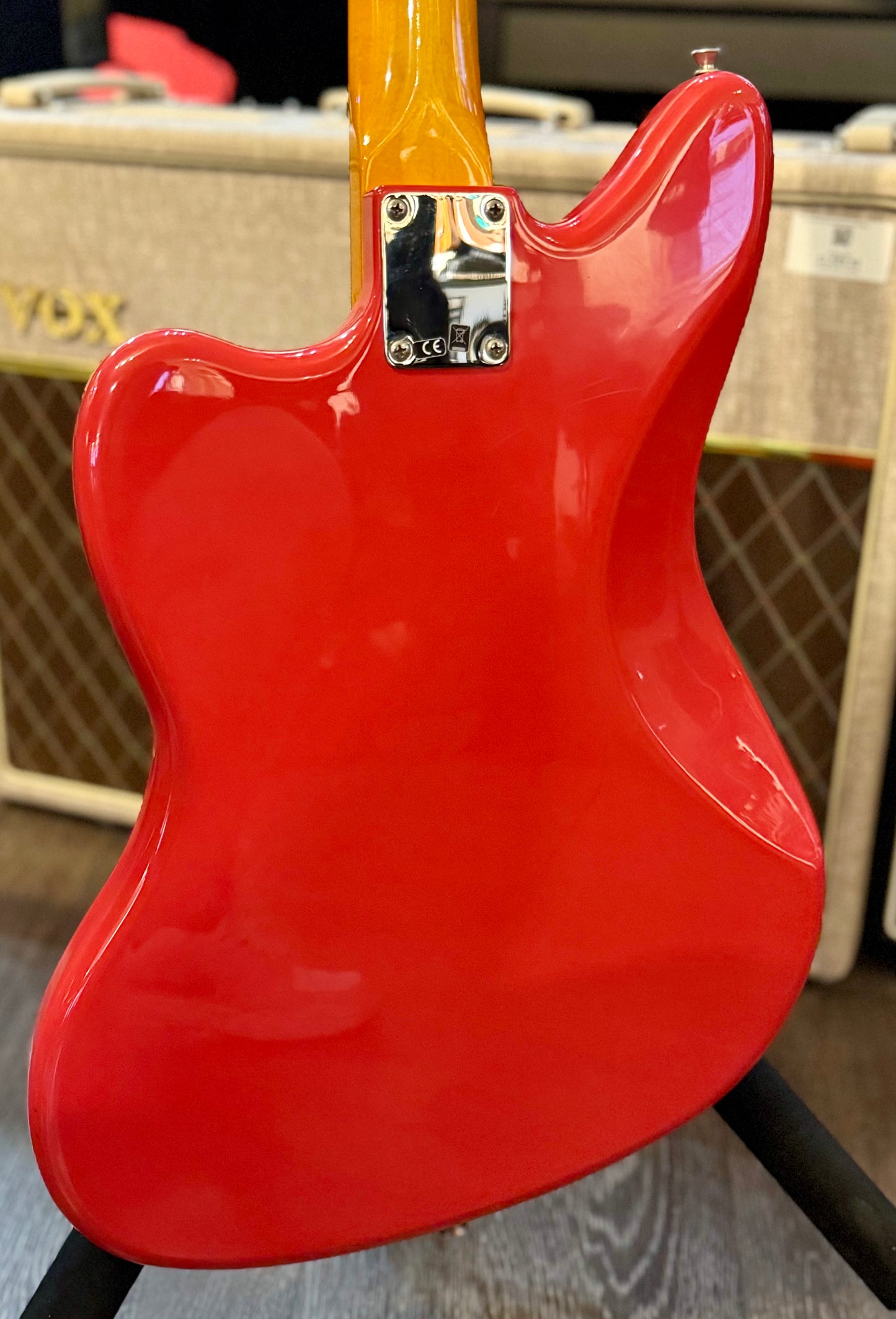 2018 Fender Classic 60S Jaguar Lacquer Fiesta Red