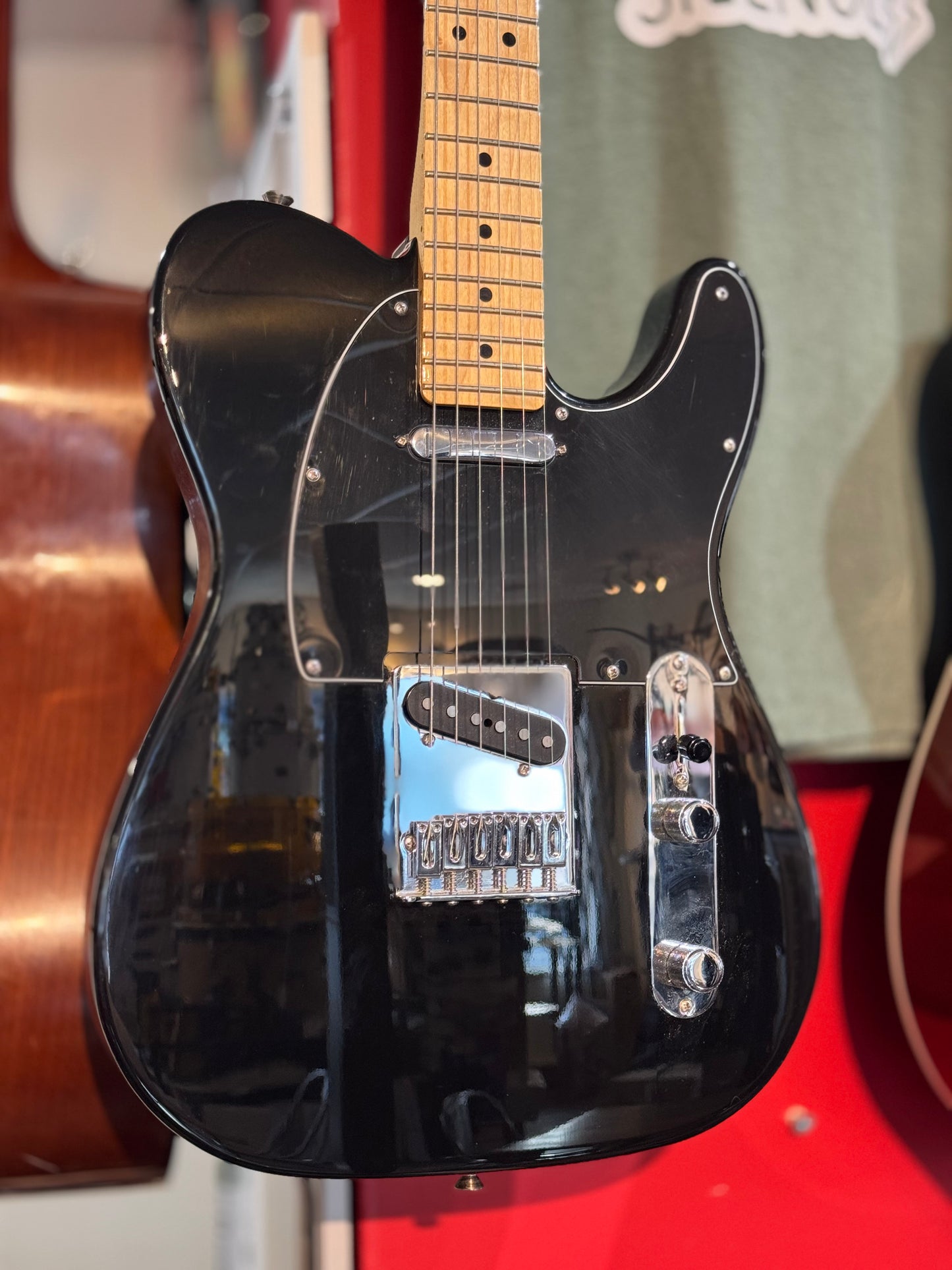 Fender Player Telecaster Maple - Black - with PRS Gig bag - Used