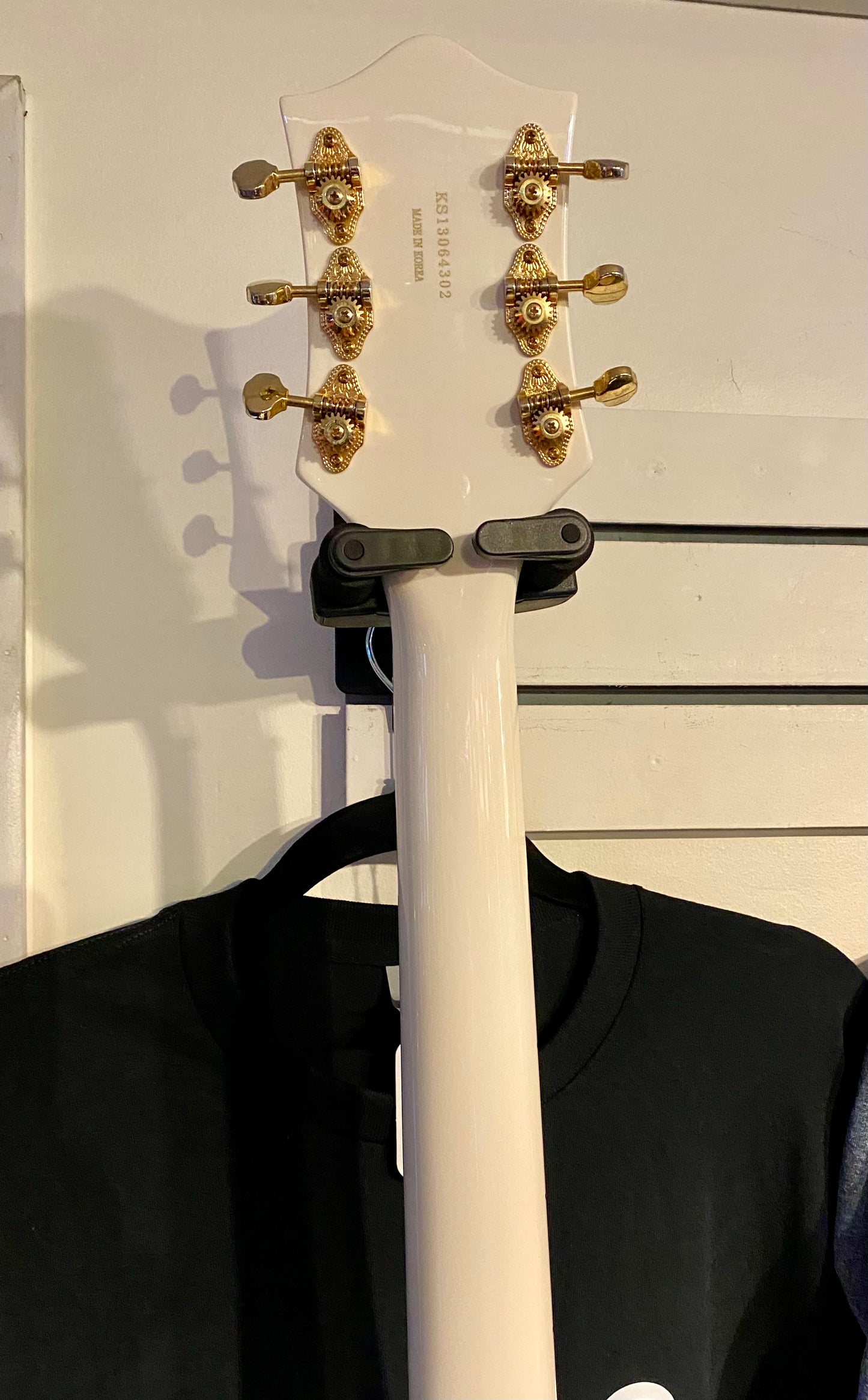 Used Gretsch G5422T Electromatic Hollow Body Guitar - White