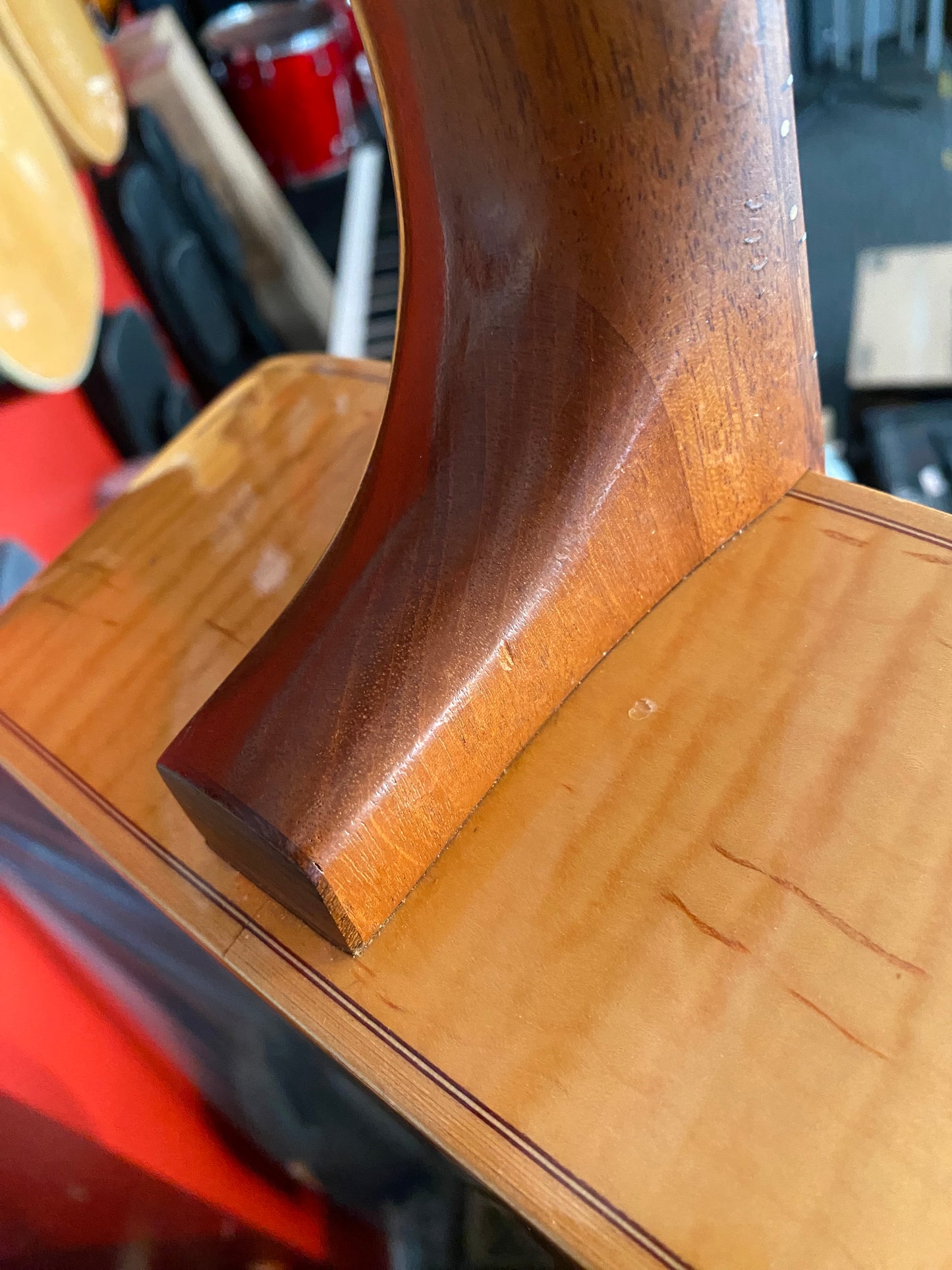 Simon & Patrick SC-FLM Showcase Acoustic Electric Guitar with Tric Case