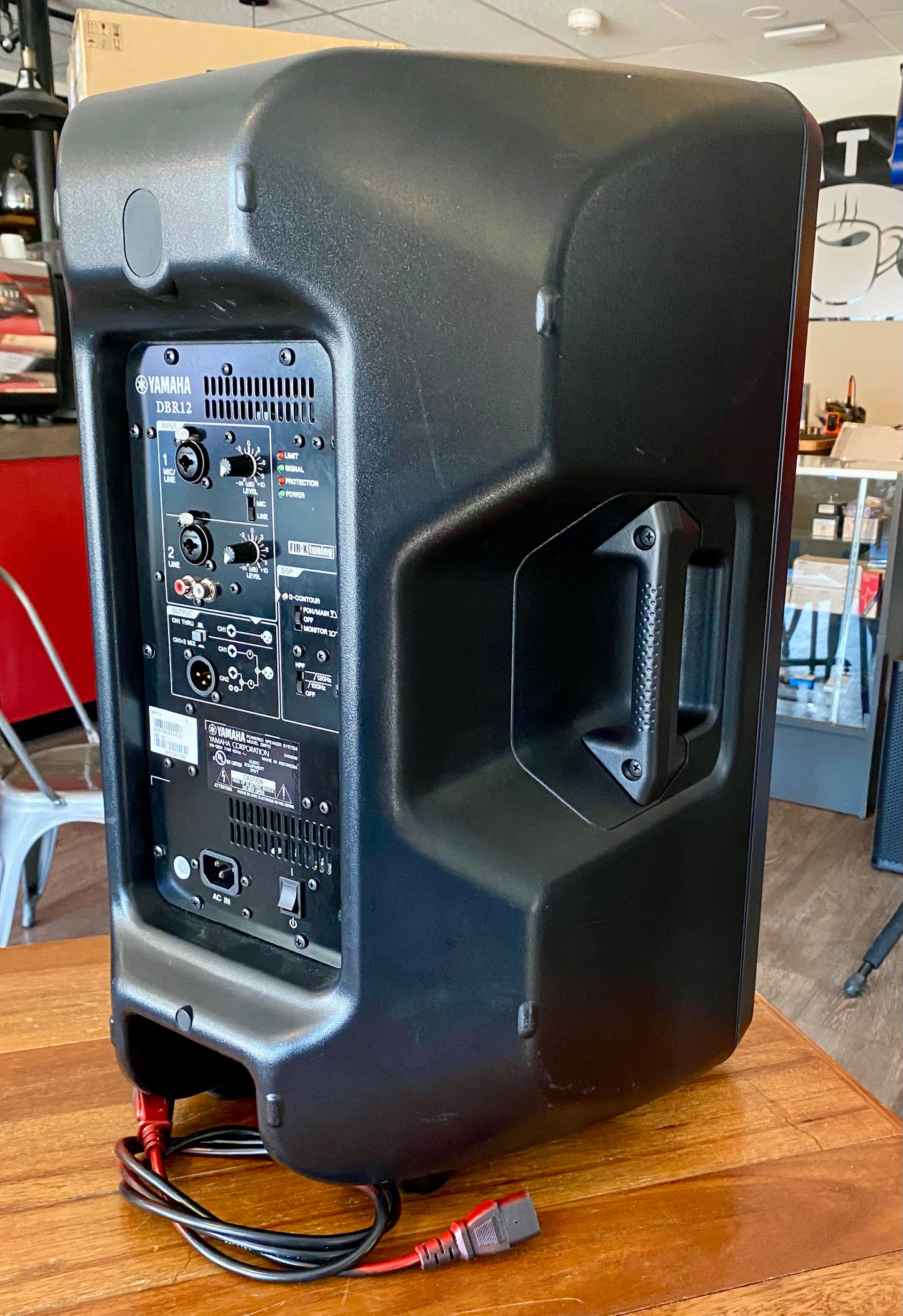 Yamaha DBR12 Powered Speaker Used UFCZ01102