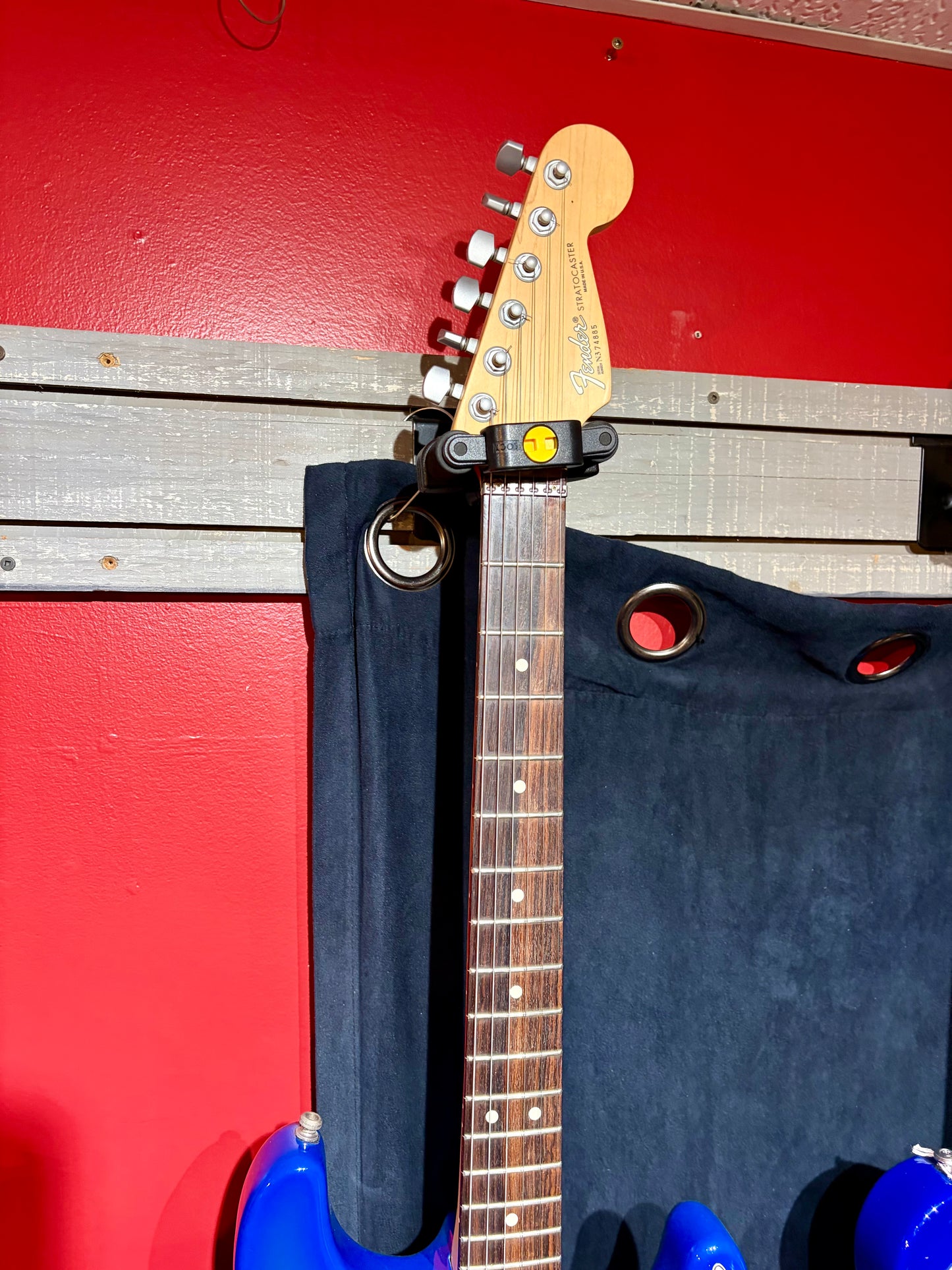 Fender Deluxe Stratocaster Plus Electric Guitar BB - 1993 - Used Consignment