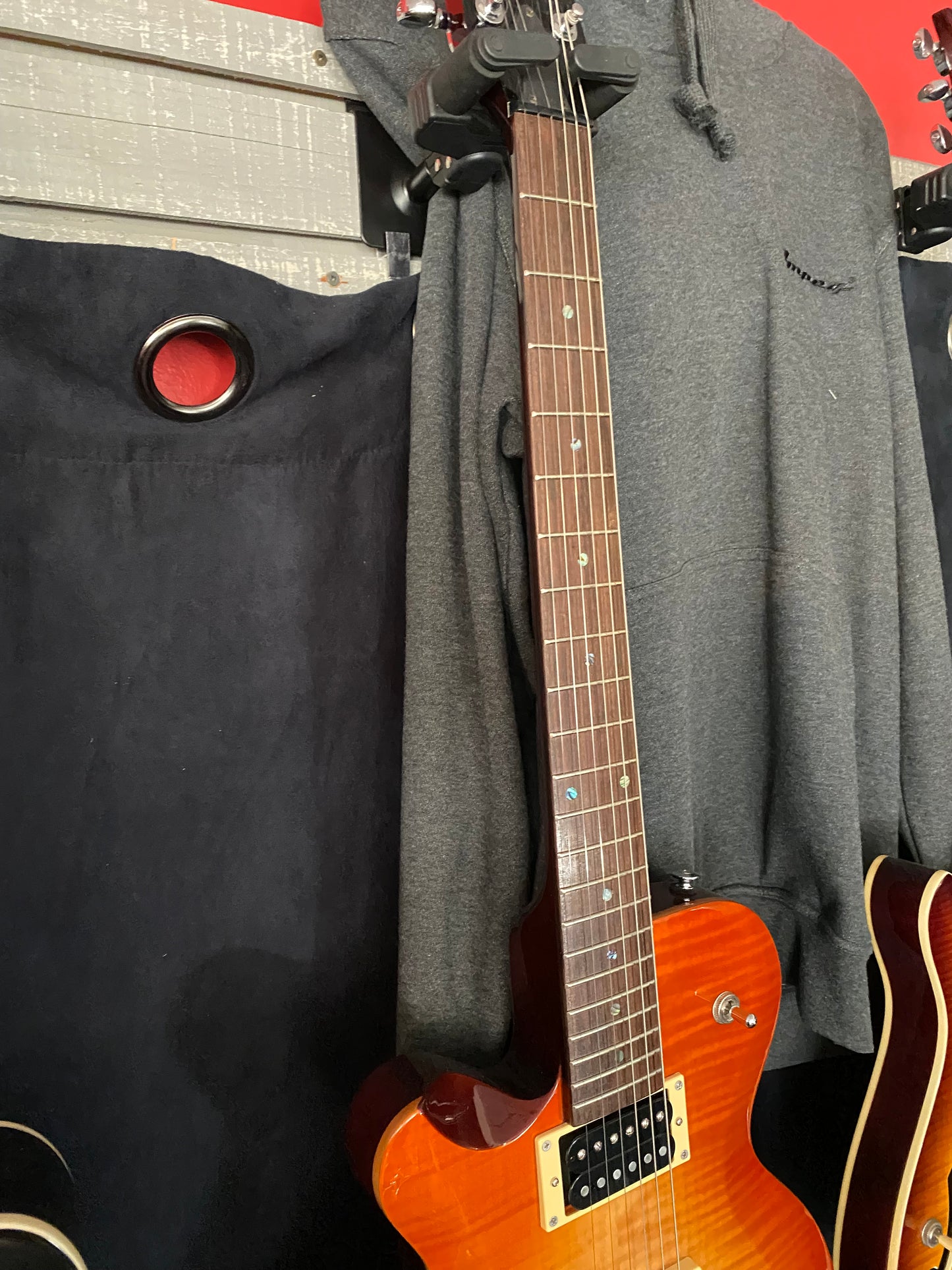 Yamaha AES620L Electric Guitar - Left Handed - Used Consignment