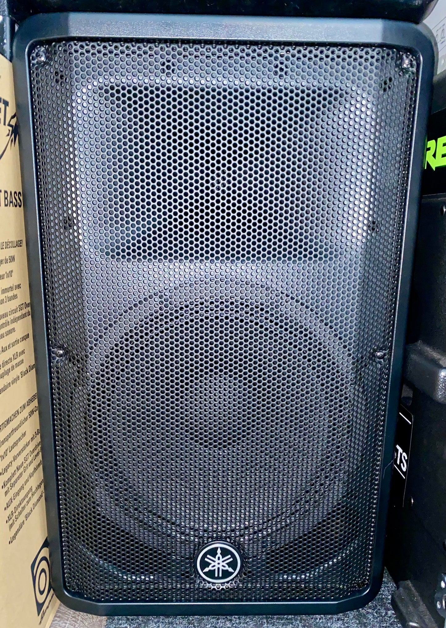Yamaha DBR12 Powered Speaker Used UFFJ01089