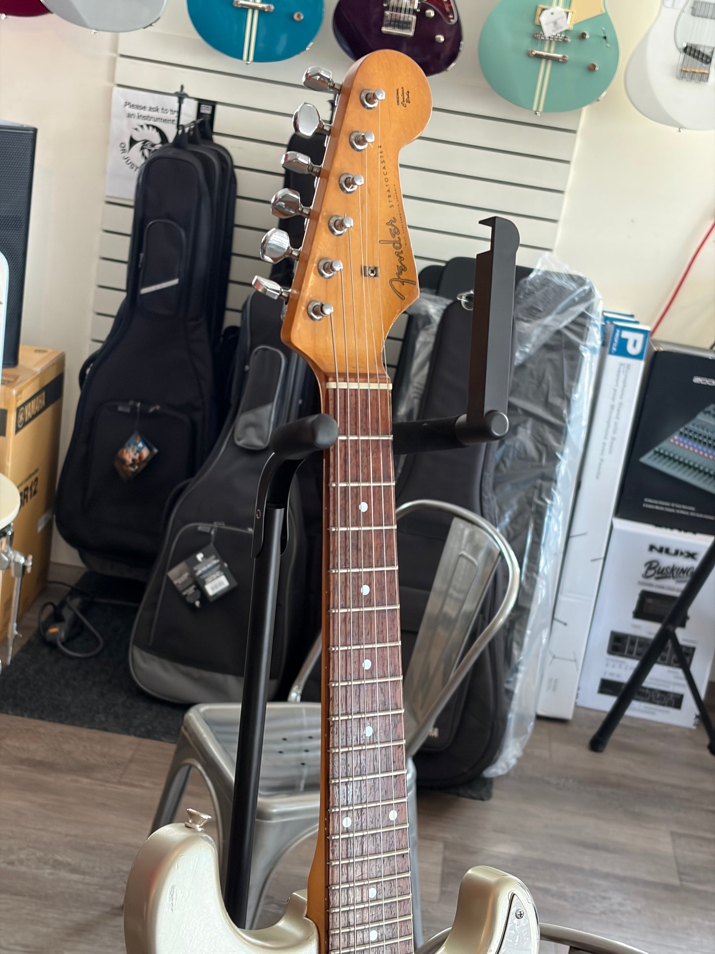 Fender Stratocaster Japan Mini MST-32 (1992)