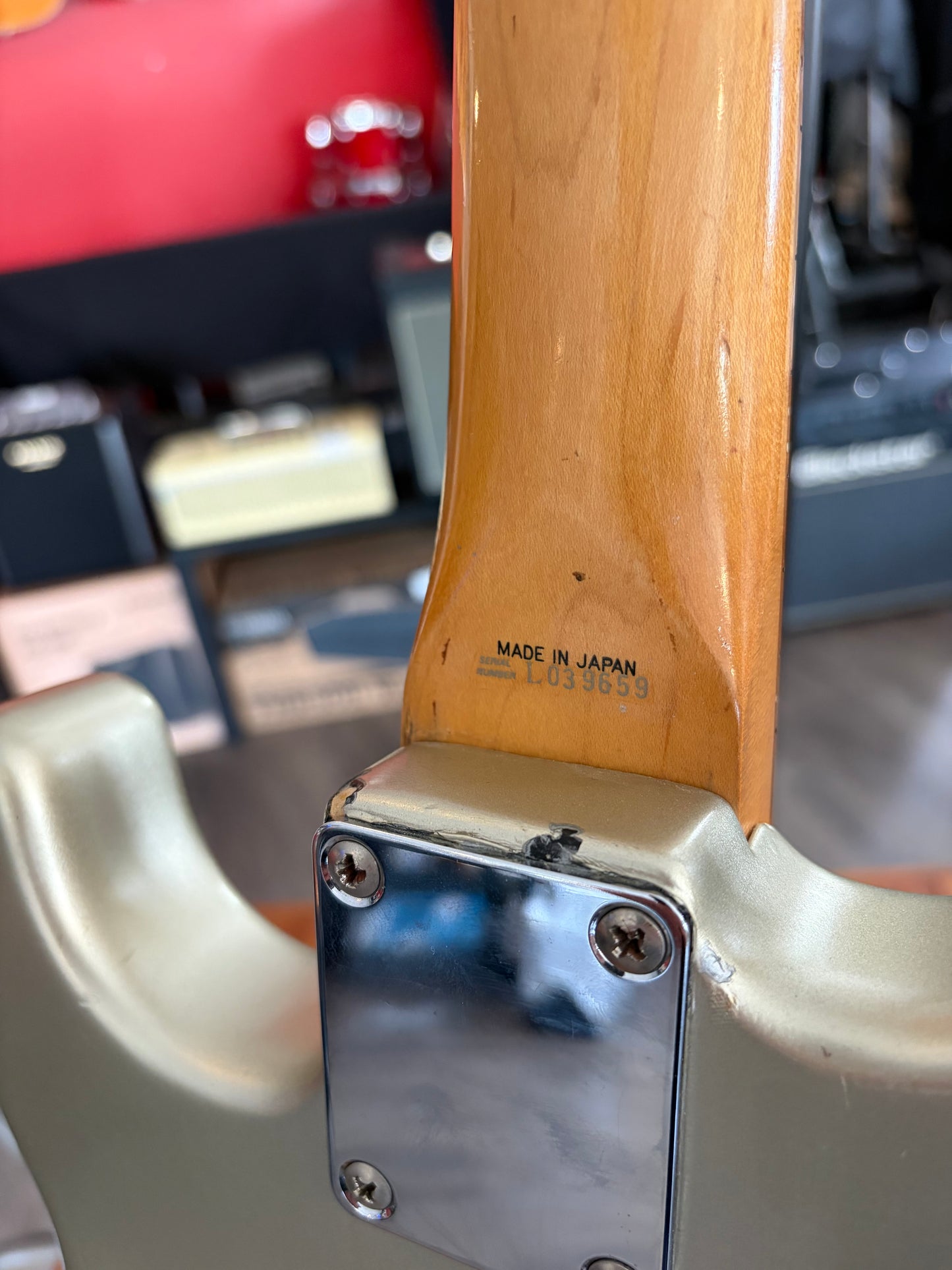 Fender Stratocaster Japan Mini MST-32 (1992)