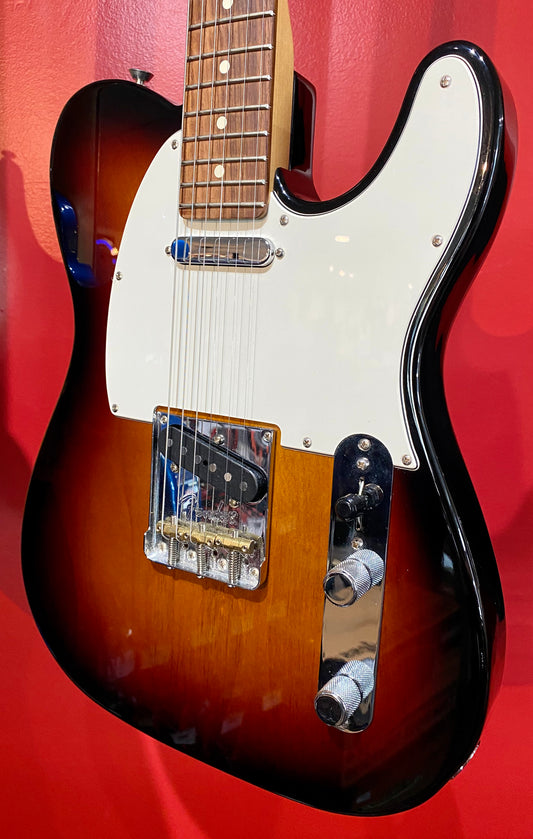 Fender American Pro Telecaster with Case 3TS