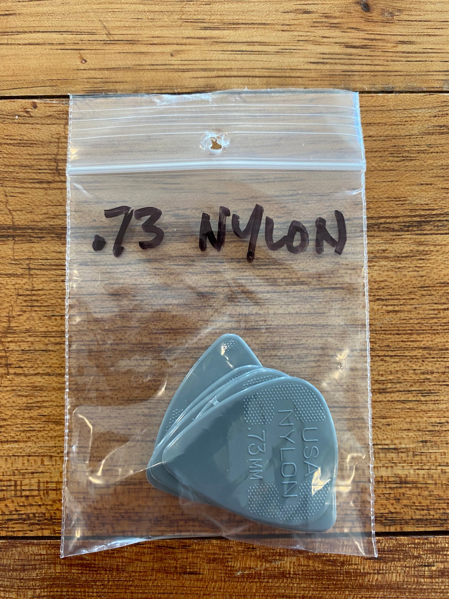 Dunlop Nylon Standard Guitar Picks 6 -Pack